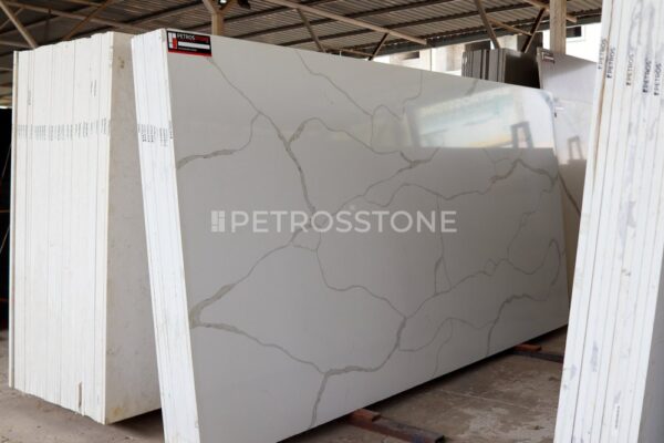 White Glossy Calacatta Blanc Extra Quartz Stone Slab, Size: 1430mm X 3130mm 10 Square/Meter